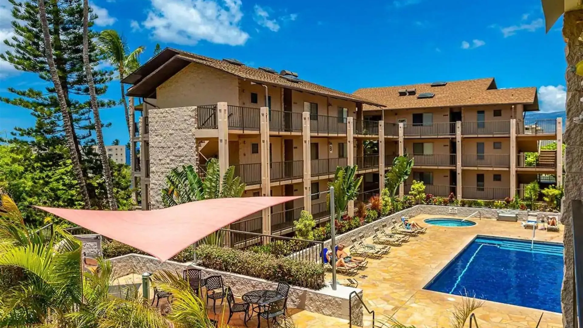 アパート Spacious Ocean View Condo In キヘイ